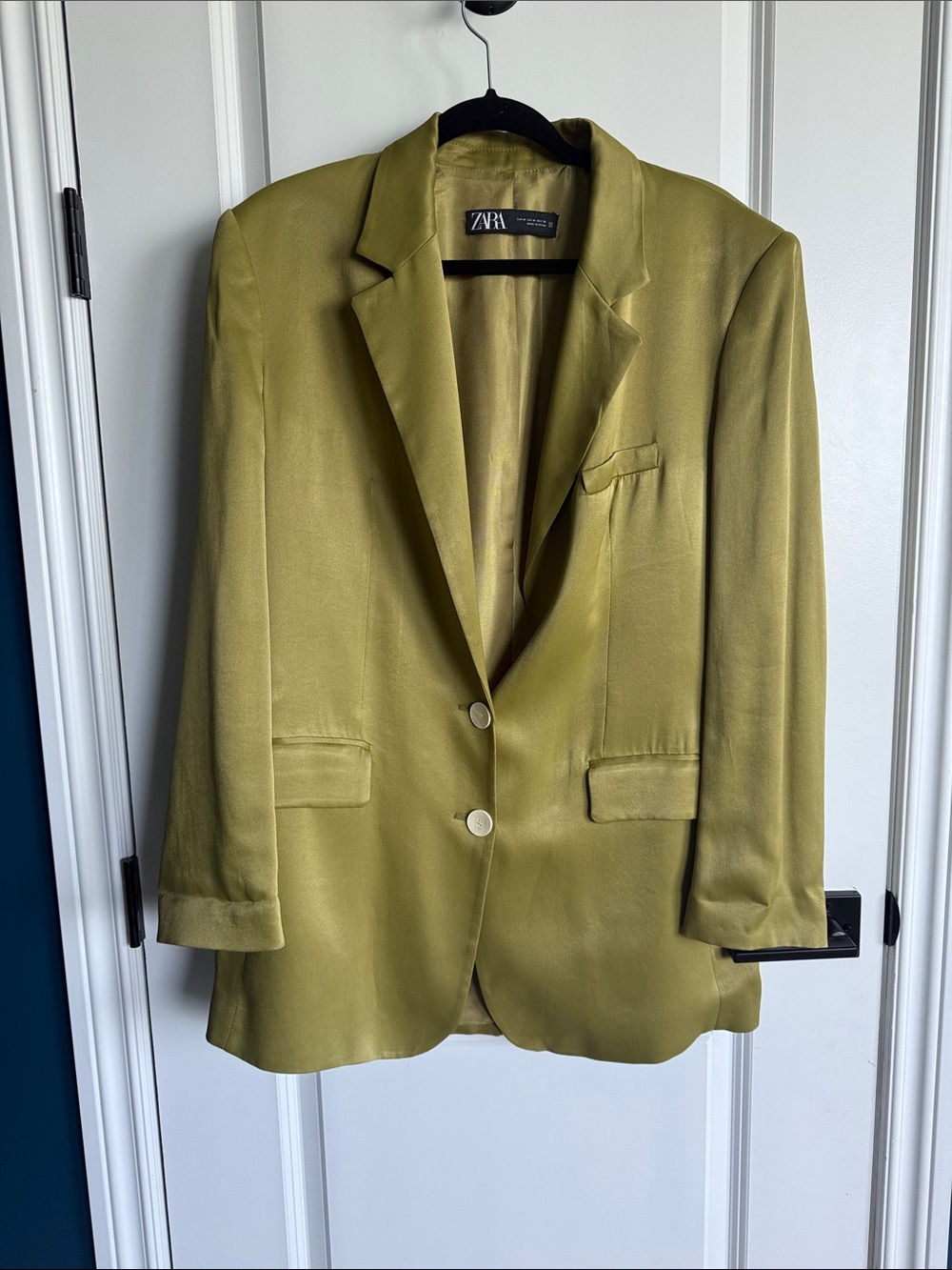 Zara Olive Satin Single-Breasted Blazer